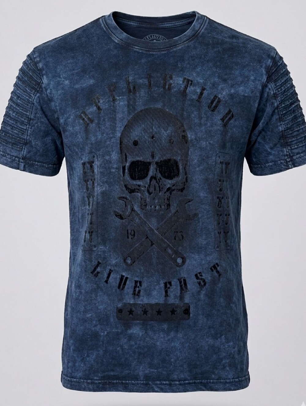 [[Affliction]] Live Fast Skull Graphic Tee